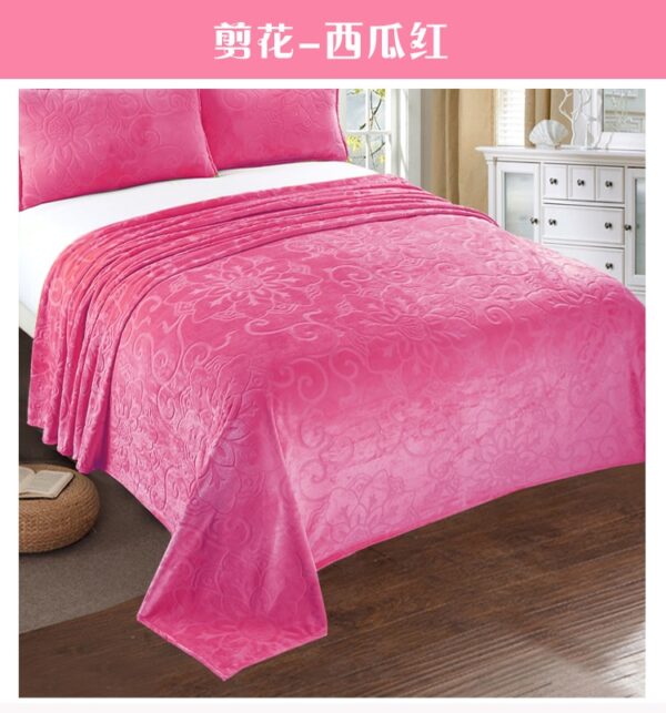 Solid Soft Warm Velvet Blanket - Image 10